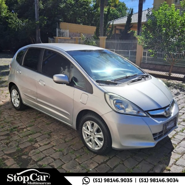 HONDA FIT 1.4 LX AT 2013/2013 STOPCAR MULTIMARCAS ESTRELA / Carros no Vale