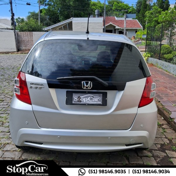 HONDA FIT 1.4 LX AT 2013/2013 STOPCAR MULTIMARCAS ESTRELA / Carros no Vale