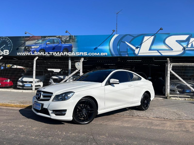 MERCEDES-BENZ C 180 COUPE SPORT 1.6 TB 2014/2014 LS MULTIMARCAS VENÂNCIO AIRES / Carros no Vale