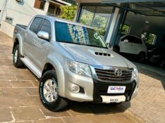 TOYOTA HILUX SRV 4X4 3.0 2013/2013 SÉTIMA VEÍCULOS GUAPORÉ / Carros no Vale