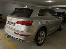 AUDI Q5 2.0 TFSI GASOLINA BLACK S TRONIC 2019/2020 FÁBIO BERNARDES PORTO ALEGRE / Carros no Vale