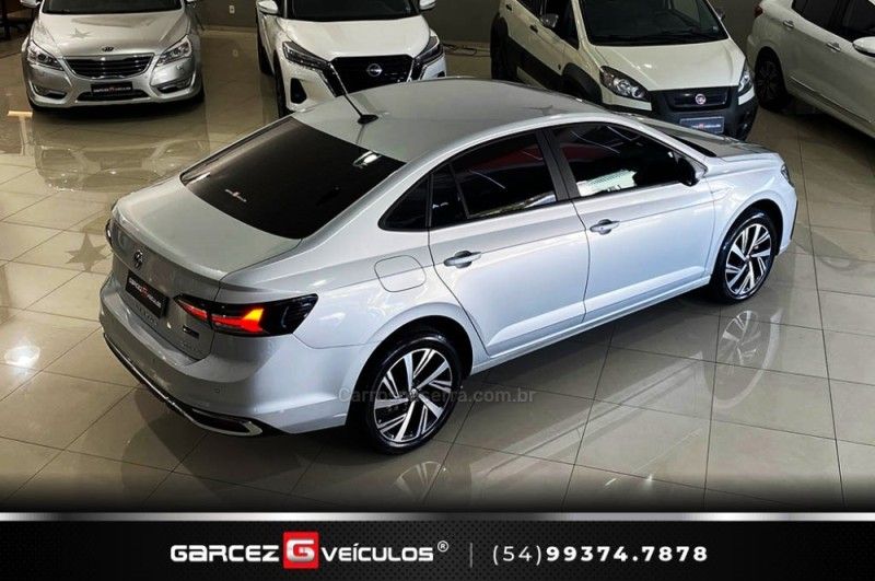 VOLKSWAGEN VIRTUS 1.0 200 TSI HIGHLINE 2023/2024 GARCEZ VEÍCULOS BENTO GONÇALVES / Carros no Vale