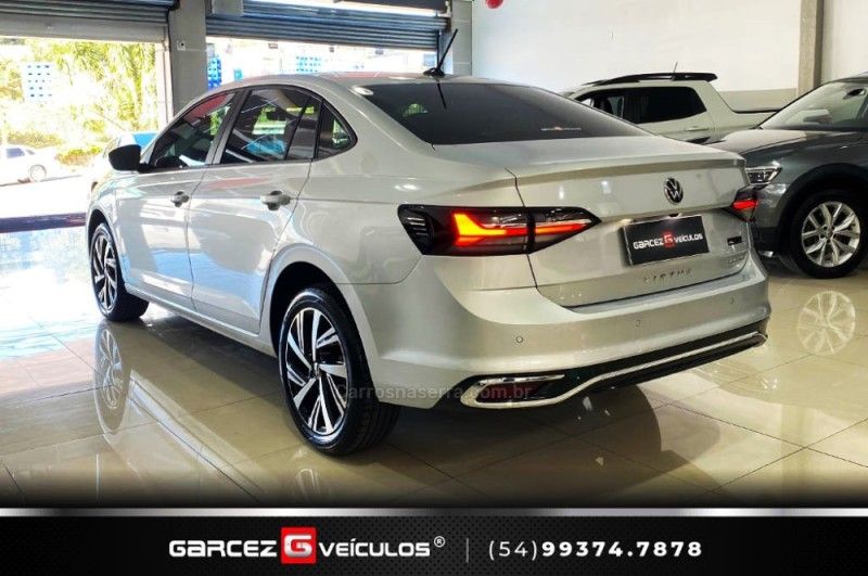 VOLKSWAGEN VIRTUS 1.0 200 TSI HIGHLINE 2023/2024 GARCEZ VEÍCULOS BENTO GONÇALVES / Carros no Vale