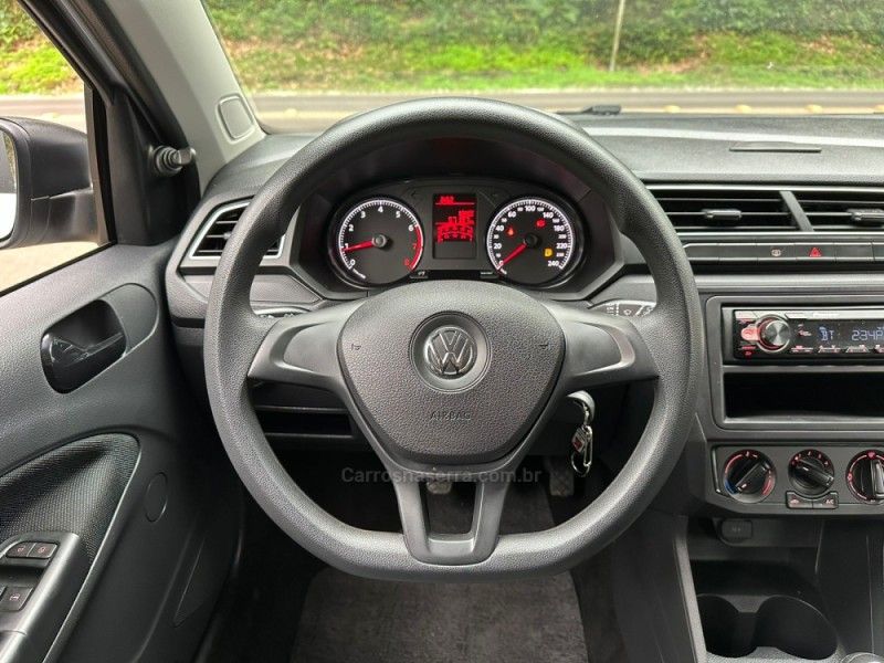 VOLKSWAGEN GOL 1.6 MSI 8V TOTALFLEX 2021/2022 KASPER VEÍCULOS DOIS IRMÃOS / Carros no Vale