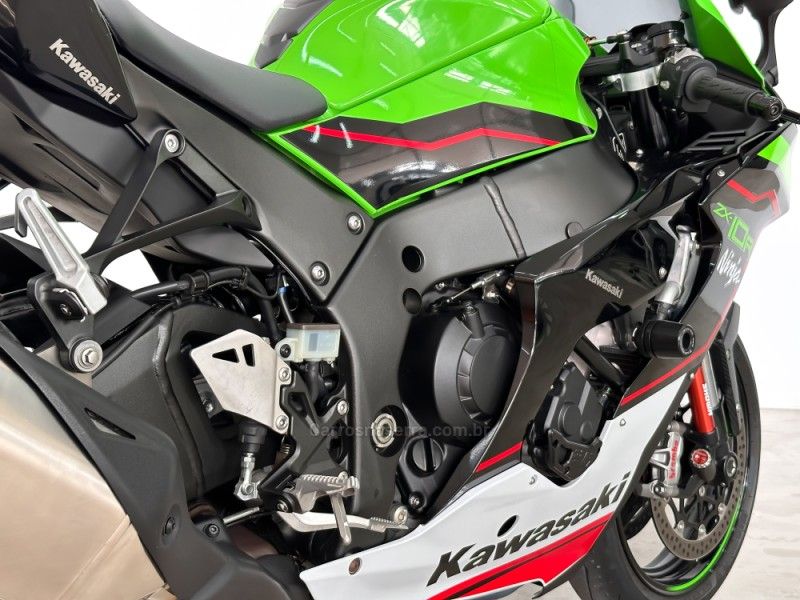 KAWASAKI NINJA ZX-10R ABS 2021/2022 FOCAR VEÍCULOS CAXIAS DO SUL / Carros no Vale