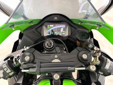 KAWASAKI NINJA ZX-10R ABS 2021/2022 FOCAR VEÍCULOS CAXIAS DO SUL / Carros no Vale