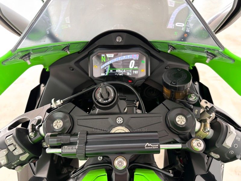 KAWASAKI NINJA ZX-10R ABS 2021/2022 FOCAR VEÍCULOS CAXIAS DO SUL / Carros no Vale