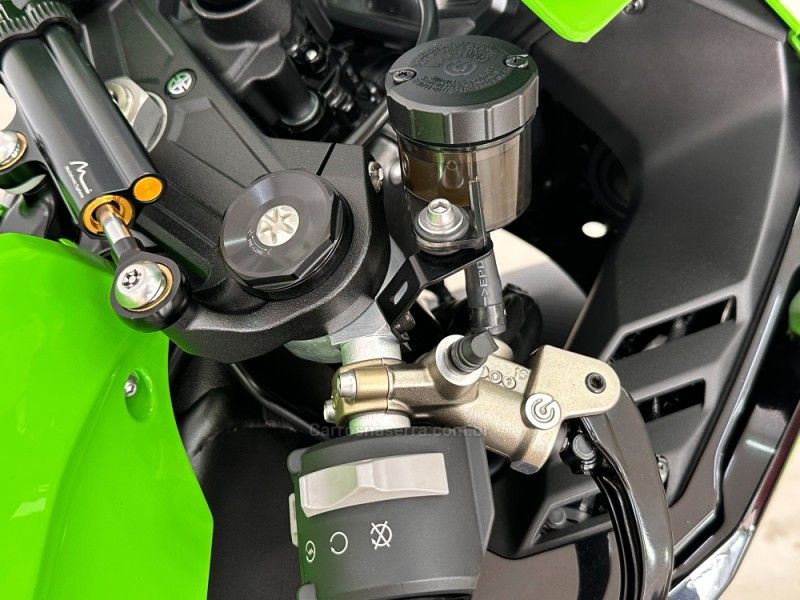 KAWASAKI NINJA ZX-10R ABS 2021/2022 FOCAR VEÍCULOS CAXIAS DO SUL / Carros no Vale