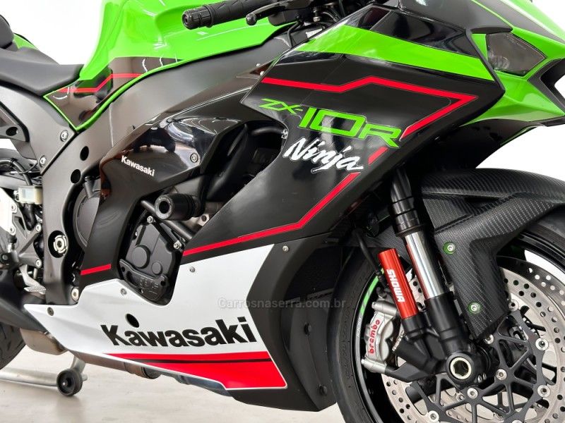 KAWASAKI NINJA ZX-10R ABS 2021/2022 FOCAR VEÍCULOS CAXIAS DO SUL / Carros no Vale