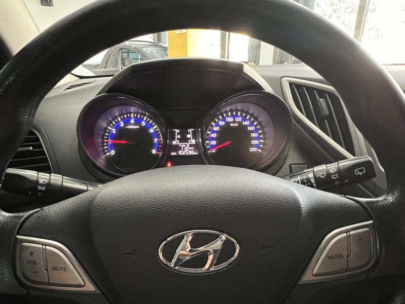 HYUNDAI HB20 1.0 COMFORT 12V 2015/2015 PRIME MULTIMARCAS CAXIAS DO SUL / Carros no Vale