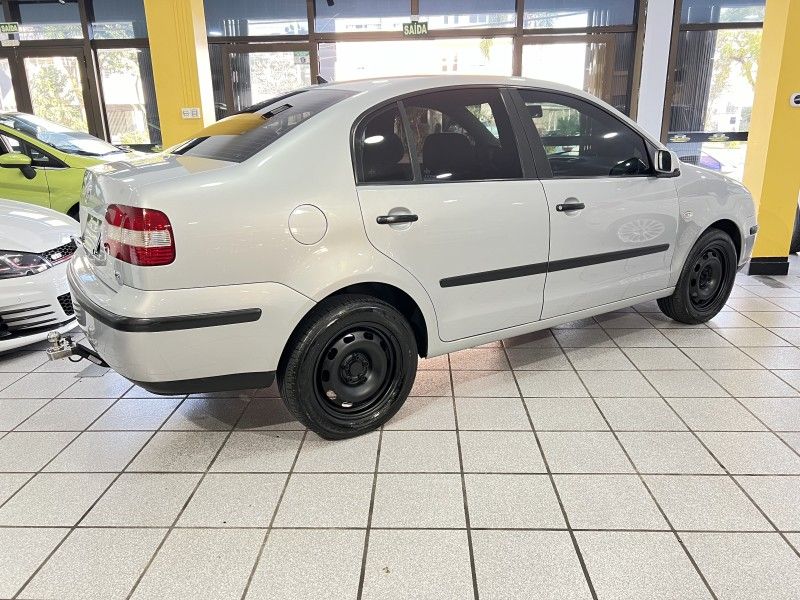 VOLKSWAGEN POLO SEDAN 1.6 MI 8V 1996/2005 PRIME MULTIMARCAS CAXIAS DO SUL / Carros no Vale