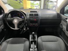 VOLKSWAGEN POLO SEDAN 1.6 MI 8V 1996/2005 PRIME MULTIMARCAS CAXIAS DO SUL / Carros no Vale