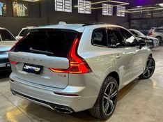 VOLVO XC60 2.0 T8 R DESIGN HYBRID 2020/2020 DL MOTORS LAJEADO / Carros no Vale