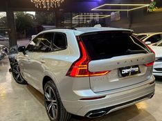 VOLVO XC60 2.0 T8 R DESIGN HYBRID 2020/2020 DL MOTORS LAJEADO / Carros no Vale