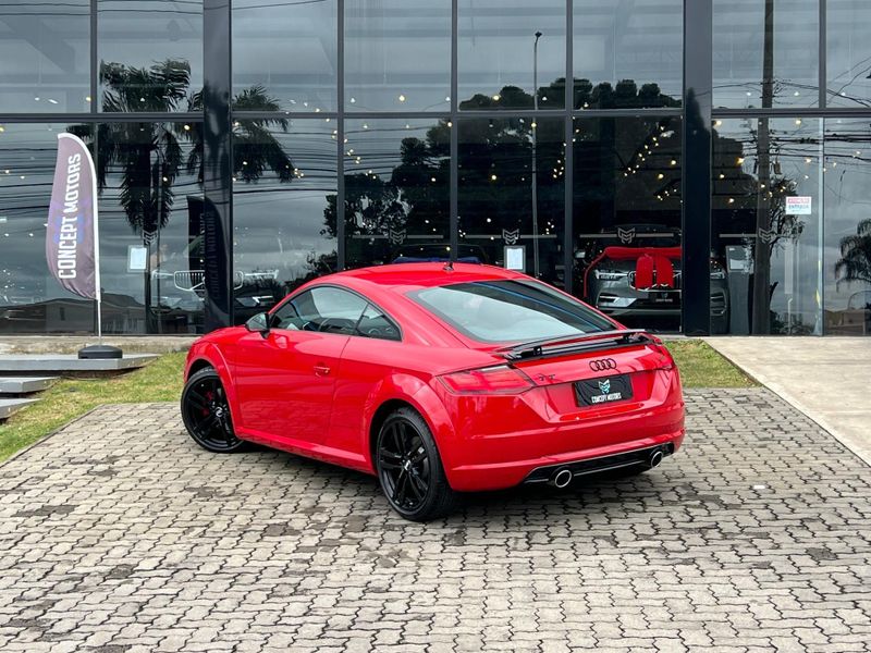 Audi TT 2.0 16v TFSI S-Tronic 2015/2016 CONCEPT MOTORS PASSO FUNDO / Carros no Vale