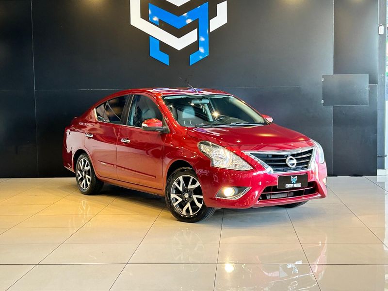 Nissan Versa UNIQUE 1.6 16V FlexStart 4p Aut. 2016/2017 CONCEPT MOTORS PASSO FUNDO / Carros no Vale