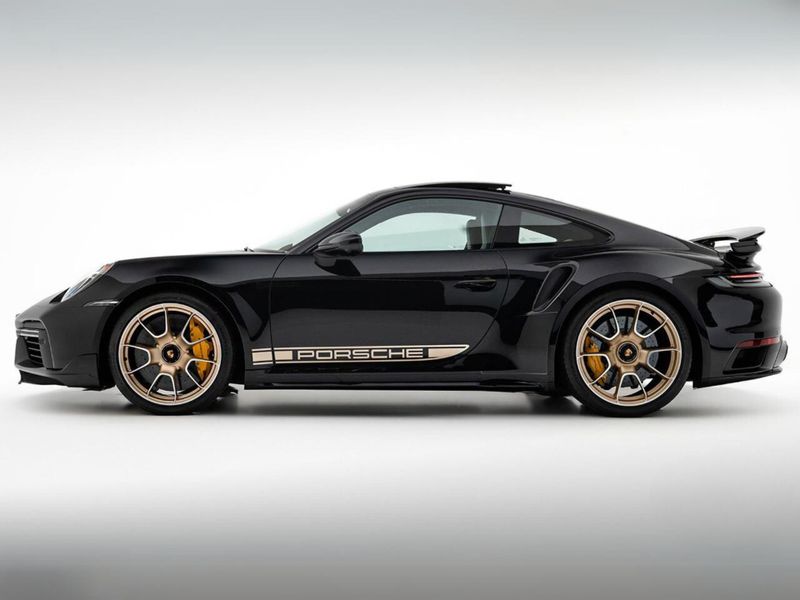 Porsche 911 Turbo S Coupe 3.6/3.8 24V (991/992) 2023/2023 CONCEPT MOTORS PASSO FUNDO / Carros no Vale