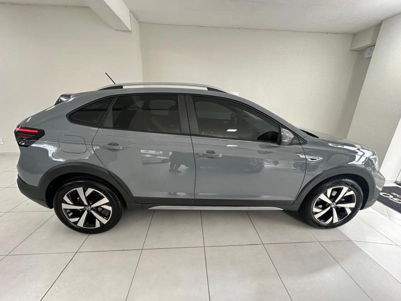 VOLKSWAGEN NIVUS 1.0 TSI HIGHLINE 2023/2024 ANDRIGO VEÍCULOS CAXIAS DO SUL / Carros no Vale