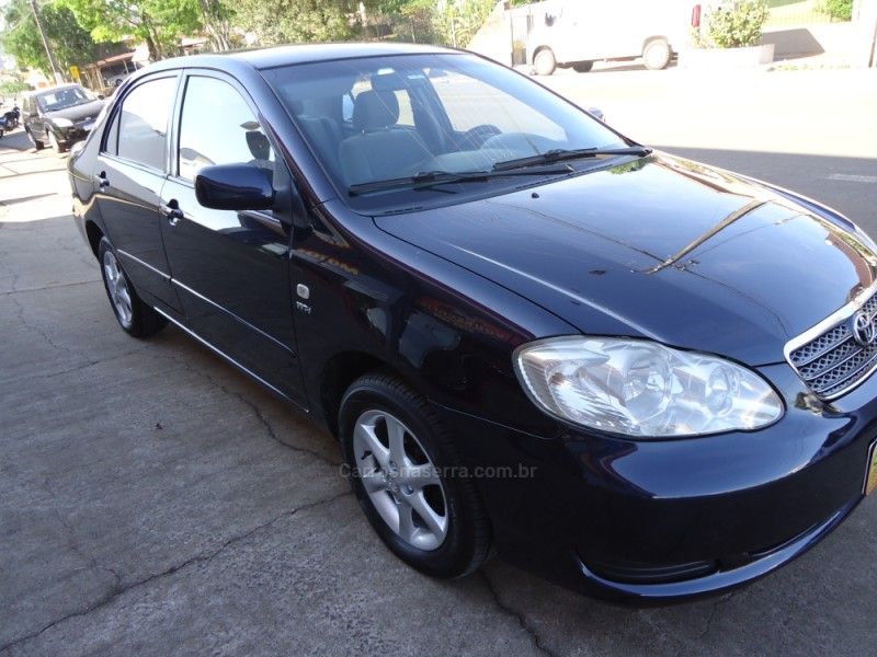 TOYOTA COROLLA 1.6 XLI 16V 2005/2005 BOURSCHEID CARROS E MOTOS SANTA CLARA DO SUL / Carros no Vale