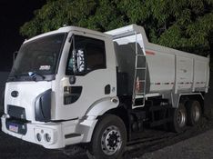 Ford Cargo 2629 E 6×4 Turbo 2p Caçamba 2014/2014 CAMINHÕES & CAMIONETAS PASSO FUNDO / Carros no Vale