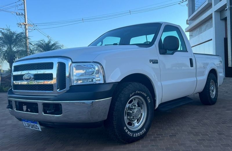 Ford F-250 4.2 XL 4X2 CS TURBO INTERCOOLER DIESEL 2P MANUAL 2000/2000 CAMINHÕES & CAMIONETAS PASSO FUNDO / Carros no Vale