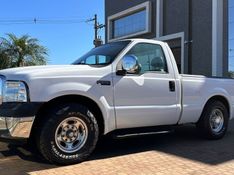 Ford F-250 4.2 XL 4X2 CS TURBO INTERCOOLER DIESEL 2P MANUAL 2000/2000 CAMINHÕES & CAMIONETAS PASSO FUNDO / Carros no Vale