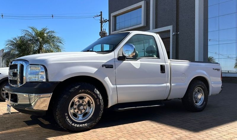 Ford F-250 4.2 XL 4X2 CS TURBO INTERCOOLER DIESEL 2P MANUAL 2000/2000 CAMINHÕES & CAMIONETAS PASSO FUNDO / Carros no Vale