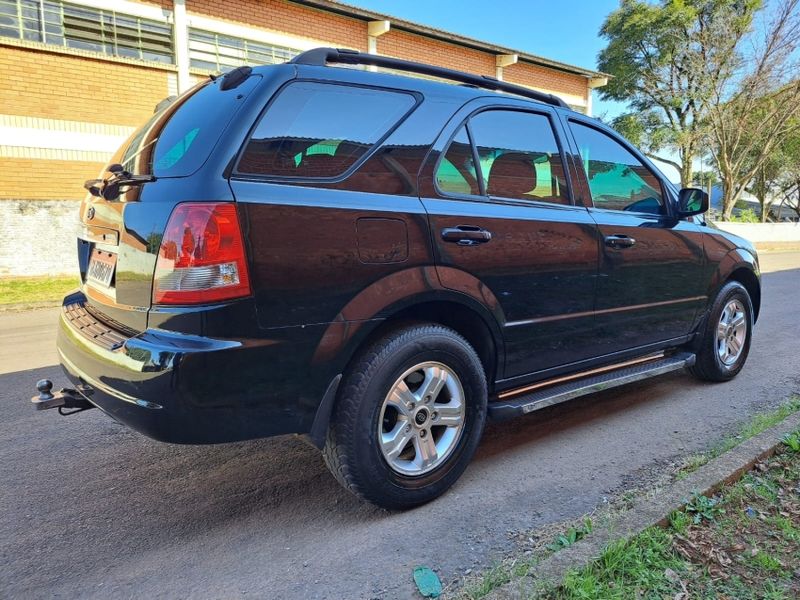 KIA SORENTO 2.5 LX 4X4 16V DIESEL 4P MANUAL 2005/2005 CAMINHÕES & CAMIONETAS PASSO FUNDO / Carros no Vale