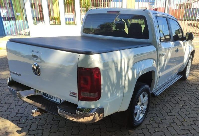 Volkswagen AMAROK 2.0 HIGHLINE 4X4 CD 16V TURBO INTERCOOLER DIESEL 4P AUTOMÁTICO 2017/2017 CAMINHÕES & CAMIONETAS PASSO FUNDO / Carros no Vale