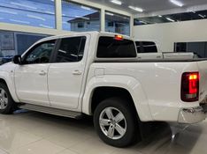 Volkswagen AMAROK 2.0 HIGHLINE 4X4 CD 16V TURBO INTERCOOLER DIESEL 4P AUTOMÁTICO 2017/2017 CAMINHÕES & CAMIONETAS PASSO FUNDO / Carros no Vale