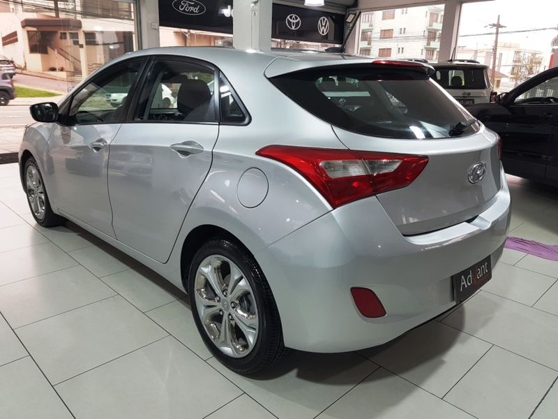 Hyundai I30 1.8 MPI 16V GASOLINA 4P AUTOMATICO 2013/2014 ADVANT AUTOMÓVEIS CAXIAS DO SUL / Carros no Vale