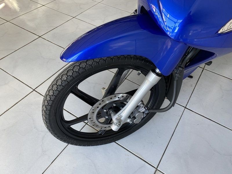 Honda Motos BIZ 125 EX 2017 SÓ MOTOS E AUTOMÓVEIS SANTA CRUZ DO SUL / Carros no Vale