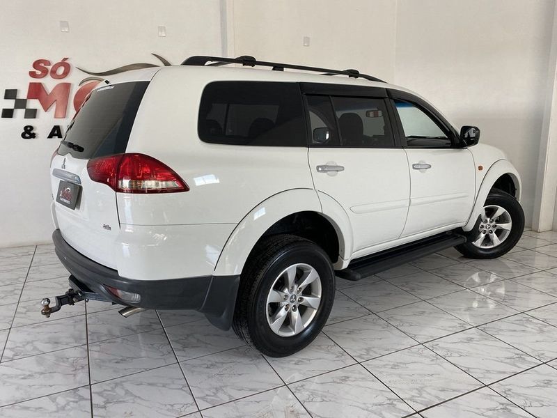 Mitsubishi PAJERO 3.2 TURBO INTERCOOLER 4×4 2016 SÓ MOTOS E AUTOMÓVEIS SANTA CRUZ DO SUL / Carros no Vale