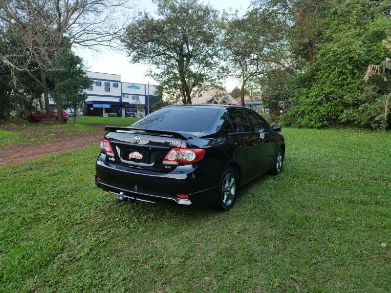 Toyota COROLLA XRS 2.0 2014 GRASSI VEÍCULOS LAJEADO / Carros no Vale