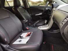 Toyota COROLLA XRS 2.0 2014 GRASSI VEÍCULOS LAJEADO / Carros no Vale