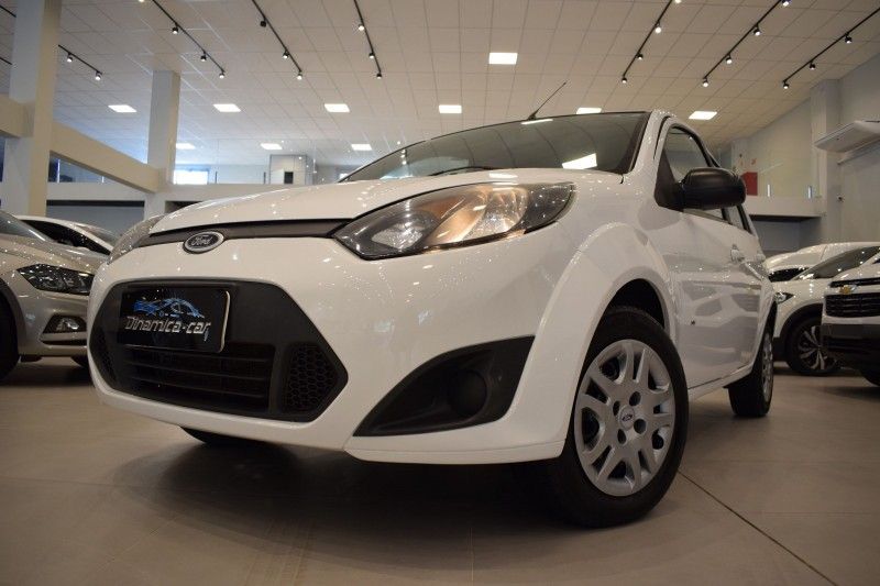 Ford FIESTA 1.0 2014 DINAMICA-CAR VENÂNCIO AIRES / Carros no Vale