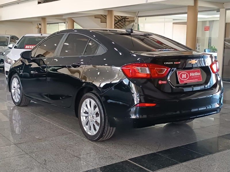 Chevrolet CRUZE LT 1.4 TURBO 2018 HÉLIO AUTOMÓVEIS LAJEADO / Carros no Vale