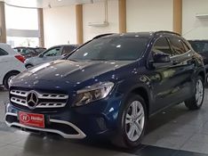 Mercedes-Benz GLA 200 2019 HÉLIO AUTOMÓVEIS LAJEADO / Carros no Vale