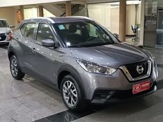 Nissan KICKS S 1.6 2018 HÉLIO AUTOMÓVEIS LAJEADO / Carros no Vale