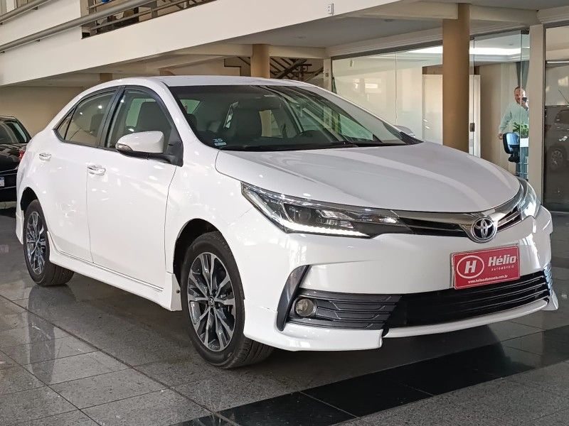 Toyota COROLLA XRS 2.0 2018 HÉLIO AUTOMÓVEIS LAJEADO / Carros no Vale