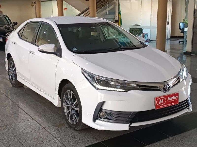 Toyota COROLLA XRS 2.0 2018 HÉLIO AUTOMÓVEIS LAJEADO / Carros no Vale