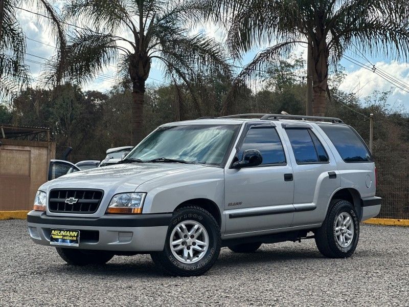 Chevrolet BLAZER 2.4 8V 2001 NEUMANN VEÍCULOS ARROIO DO MEIO / Carros no Vale