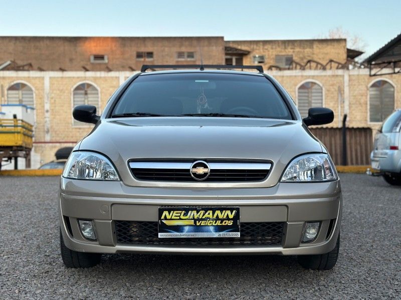 Chevrolet CORSA HATCH MAXX 1.4 8V 2012 NEUMANN VEÍCULOS ARROIO DO MEIO / Carros no Vale