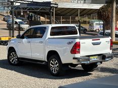 Toyota HILUX CAB.DUPLA SRV 2.8 TB 2020 NEUMANN VEÍCULOS ARROIO DO MEIO / Carros no Vale