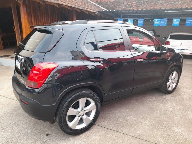 Chevrolet TRACKER LTZ 1.8 2014 FERREIRA VEÍCULOS VENÂNCIO AIRES / Carros no Vale