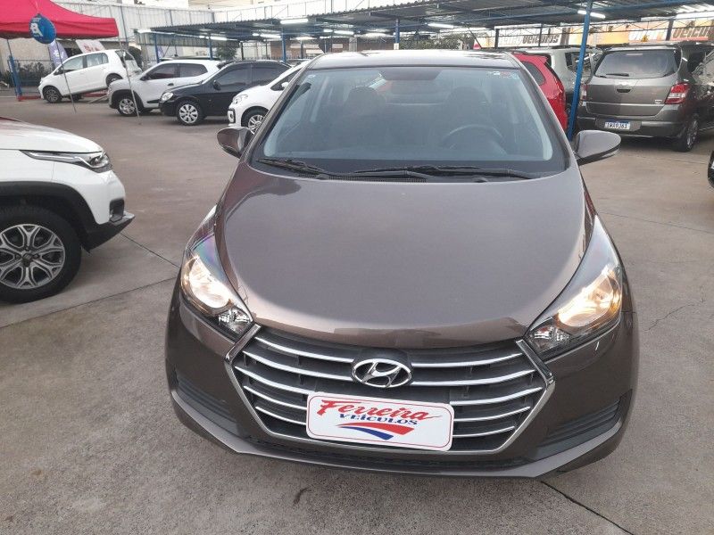 HYUNDAI HB20S COMFORT 1.0 /2017 FERREIRA VEÍCULOS VENÂNCIO AIRES / Carros no Vale