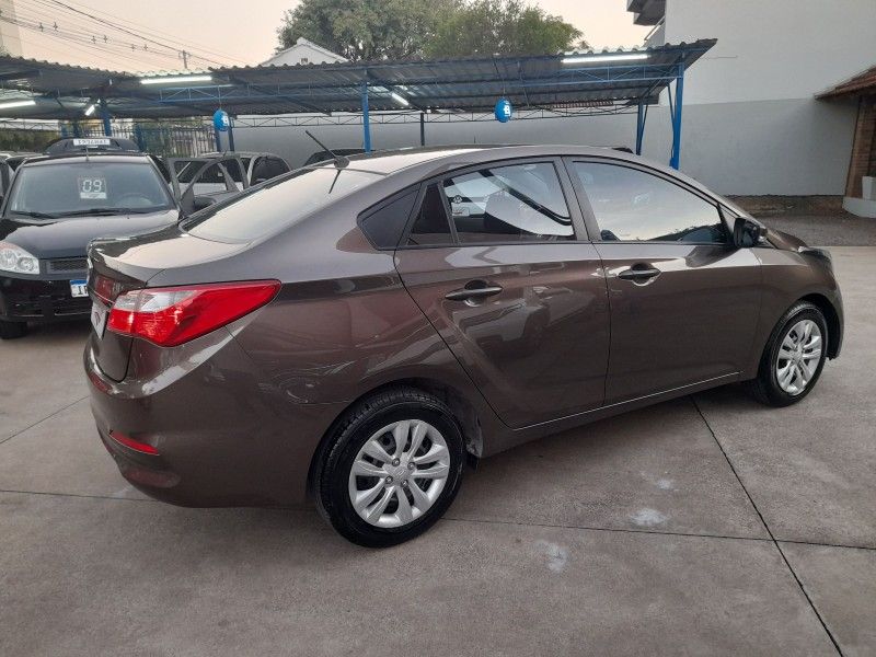 HYUNDAI HB20S COMFORT 1.0 /2017 FERREIRA VEÍCULOS VENÂNCIO AIRES / Carros no Vale