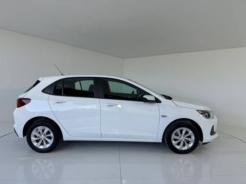 Chevrolet Onix Hatch Lt 1.0 12v Tb 2020/2021 COVEL VEICULOS ENCANTADO / Carros no Vale