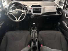 Honda Fit Lx 2009/2009 COVEL VEICULOS ENCANTADO / Carros no Vale