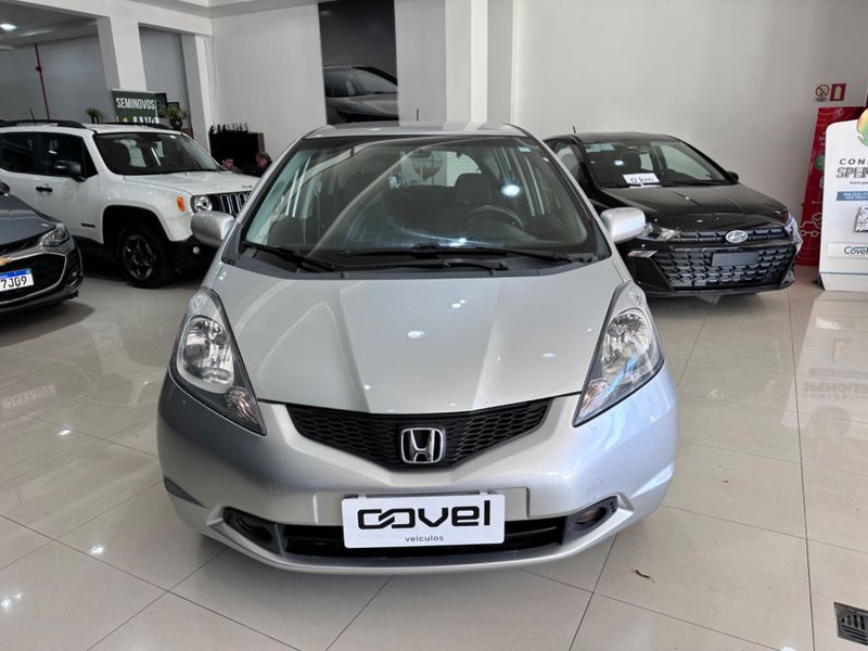 Honda Fit Lx 2009/2009 COVEL VEICULOS ENCANTADO / Carros no Vale